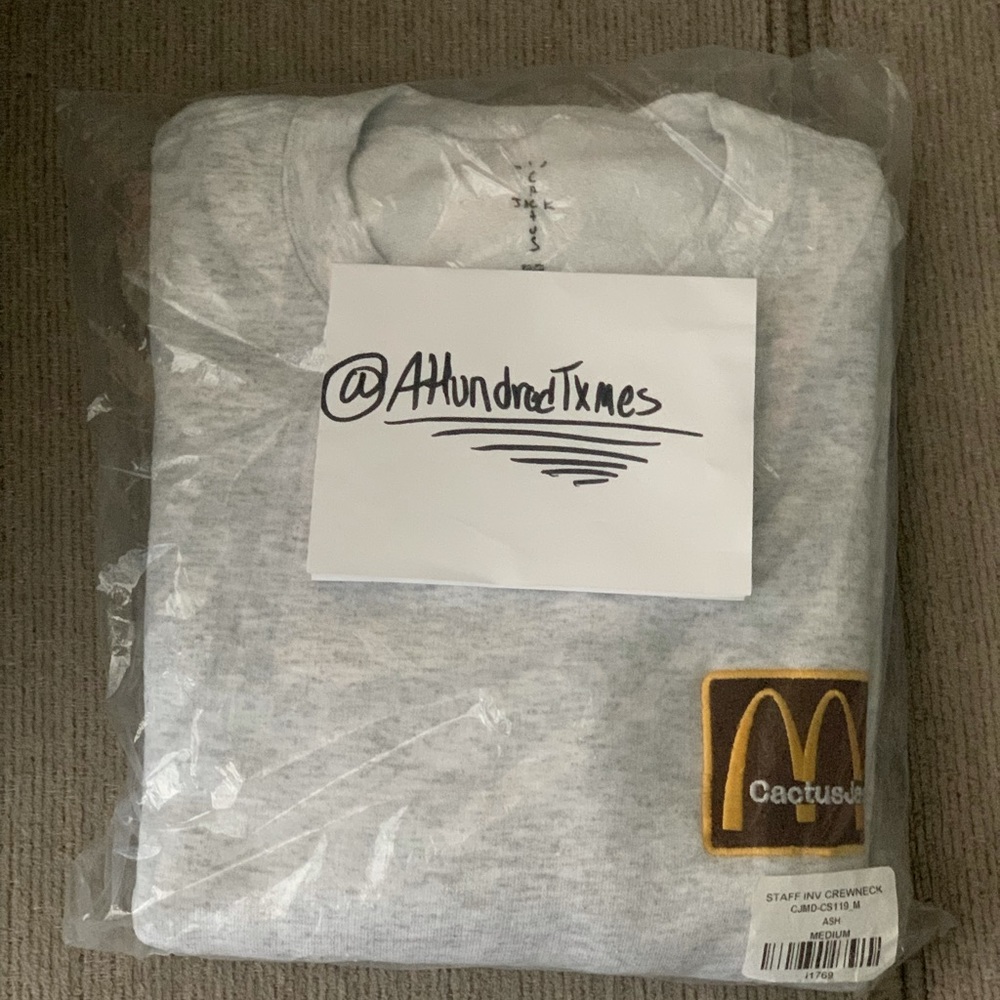 CACTUS JACK x MCDONALD’S CREWNECK